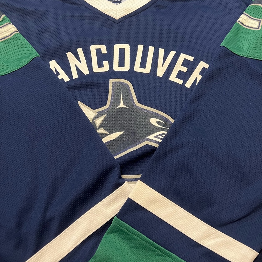 Vancouver Canucks Jersey